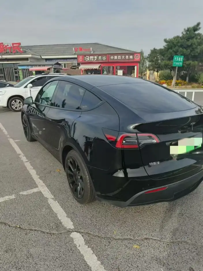 Model Y 2022 Model Facelift Rear-wheel drive version – фото 3