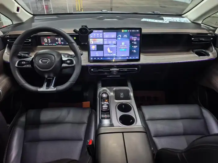 GAC Trumpchi E8 PHEV 2024 Model 2.0ATK 150km MAX Edition – фото 5