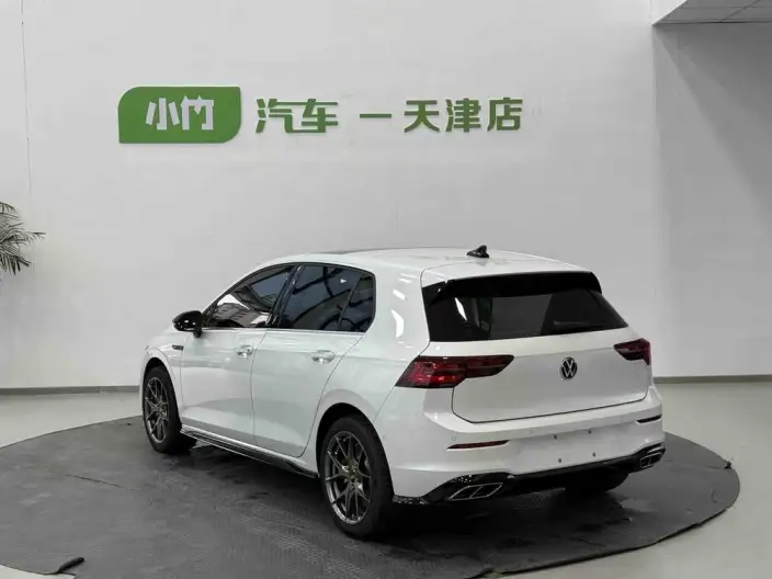 Volkswagen Golf 2023 Model 280TSI DSG R-Line – фото 5