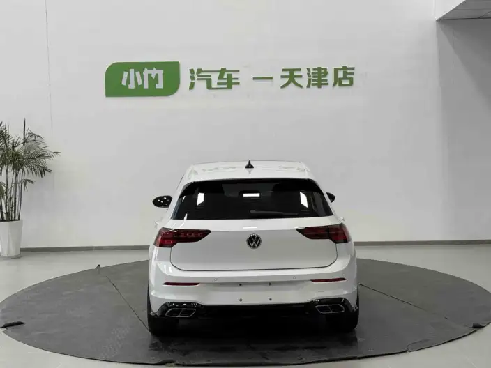 Volkswagen Golf 2023 Model 280TSI DSG R-Line – фото 6