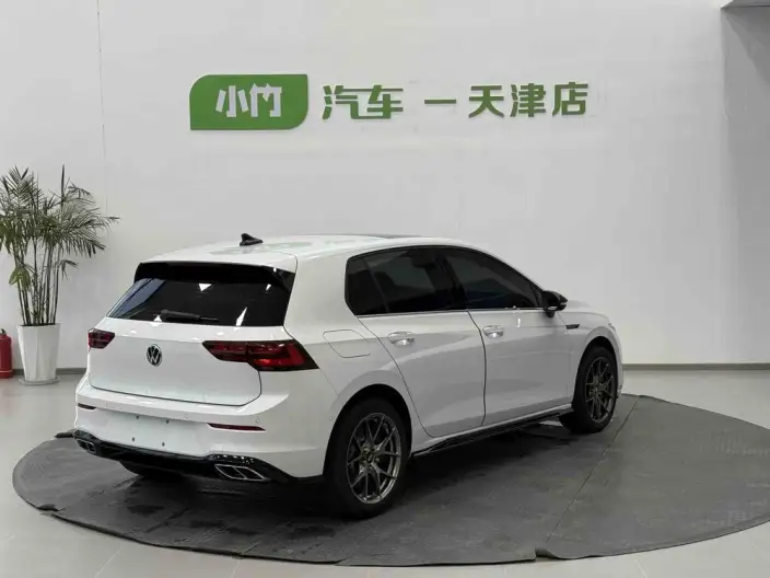 Volkswagen Golf 2023 Model 280TSI DSG R-Line – фото 7