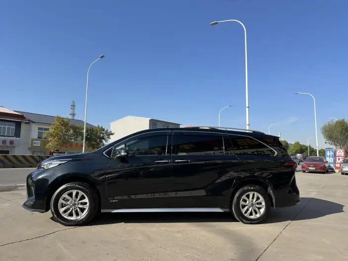 Granvia 2024 Model Intelligent Hybrid 2.5L 2WD Comfort Edition – фото 4