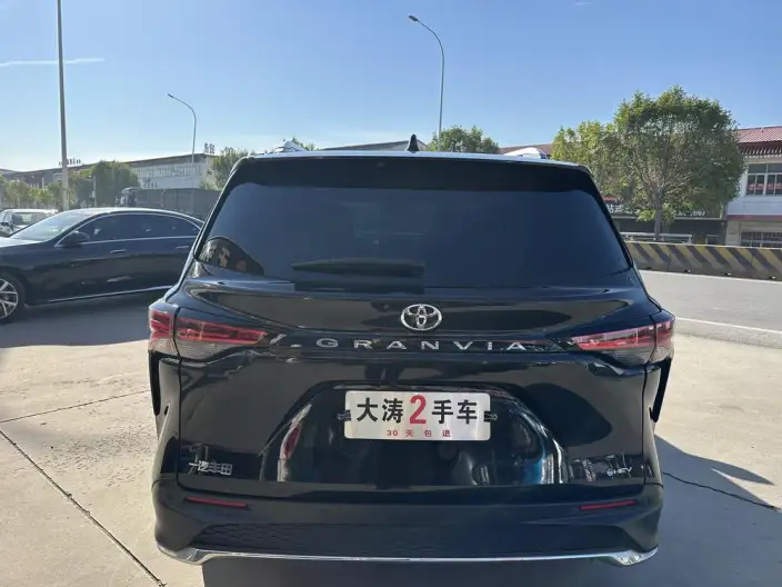 Granvia 2024 Model Intelligent Hybrid 2.5L 2WD Comfort Edition – фото 6