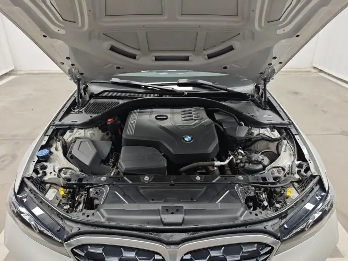 BMW 3 Series 2023 Model 325Li M Sports Set – фото 10