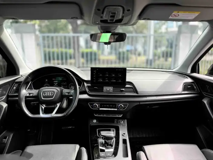 Audi Q5L 2022 Model 40T Luxury Dynamic Model – фото 8
