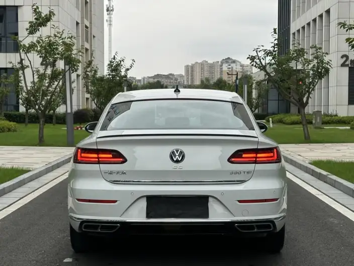 Volkswagen CC 2023 Model 330TSI Dazzling version – фото 6