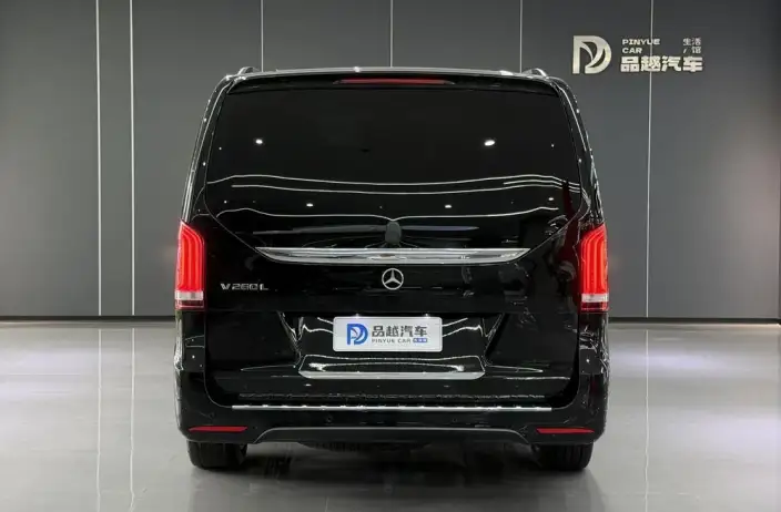 Mercedes-Benz V-Class 2022 Model V 260 L Long wheelbase Deluxe Edition – фото 4