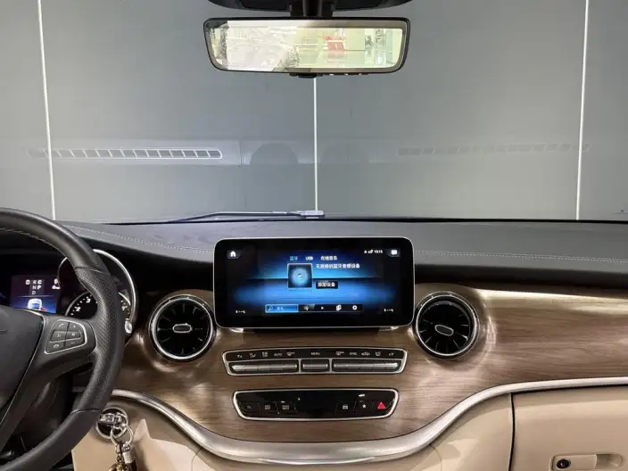 Mercedes-Benz V-Class 2022 Model V 260 L Long wheelbase Deluxe Edition – фото 5