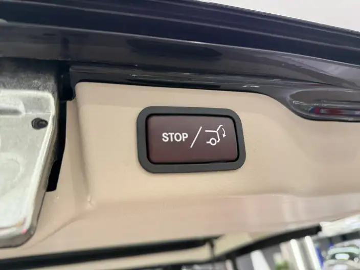 Mercedes-Benz V-Class 2022 Model V 260 L Long wheelbase Deluxe Edition – фото 10