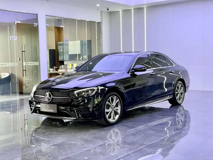 Mercedes-Benz E-Class 2023 Model E 300 L Fashion Model Sports sedan – фото 1