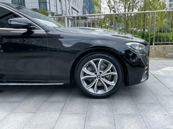 Mercedes-Benz E-Class 2023 Model E 300 L Fashion Model Sports sedan – фото 8