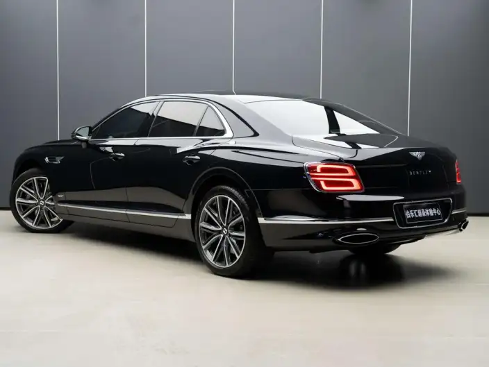 Continental Flying Spur 2022 Model 6.0T W12 Standard Edition – фото 3