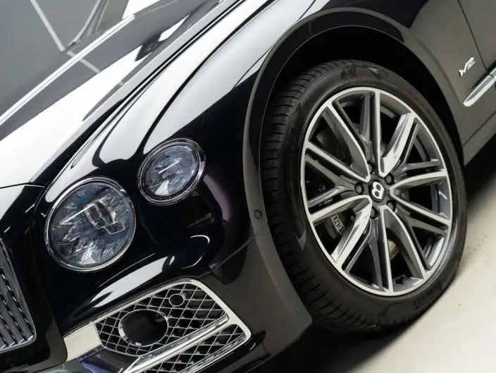 Continental Flying Spur 2022 Model 6.0T W12 Standard Edition – фото 7