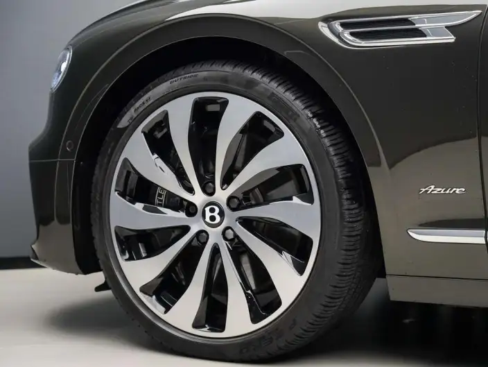 Continental Flying Spur 2024 Model 4.0T V8 Yadu Edition – фото 8