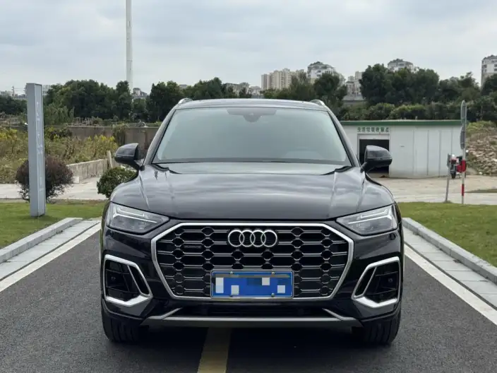 Audi Q5L 2024 Model 40TFSI Fashion Dynamic Model – фото 2