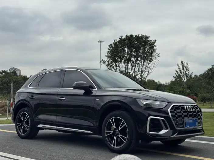 Audi Q5L 2024 Model 40TFSI Fashion Dynamic Model – фото 3