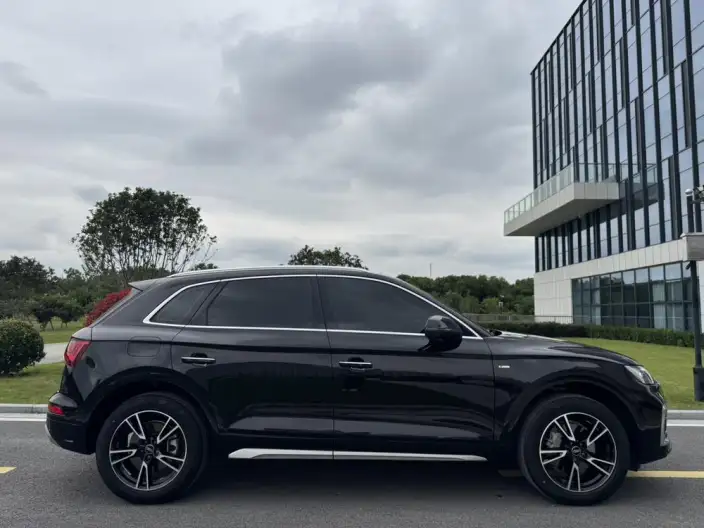 Audi Q5L 2024 Model 40TFSI Fashion Dynamic Model – фото 8