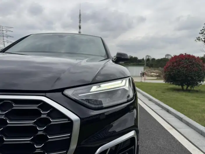Audi Q5L 2024 Model 40TFSI Fashion Dynamic Model – фото 10