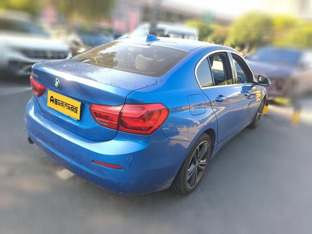 BMW 1 Series 2019 118i Fashion – фото 2