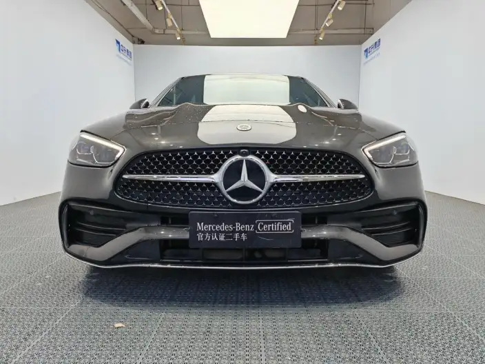 Mercedes-Benz C-Class 2024 Model C 260 L Sports Edition – фото 2