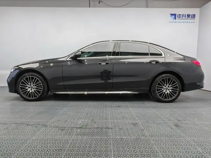 Mercedes-Benz C-Class 2024 Model C 260 L Sports Edition – фото 4