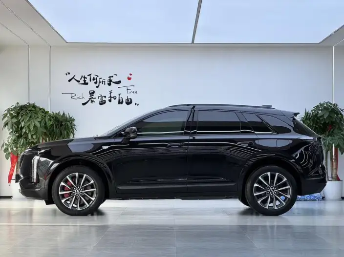 Cadillac XT5 2026 Model 28T 4WD Luxury Model