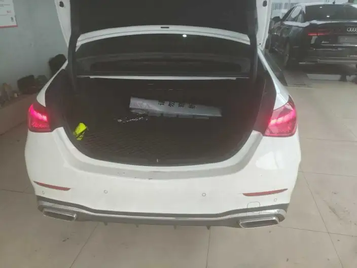 Mercedes-Benz C-Class 2023 Model C 260 L Sports Edition – фото 9