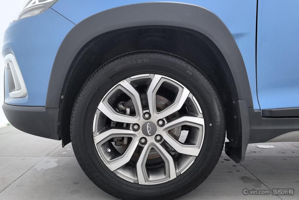 Chery Tiggo 3x 2017 модификация 1.5L Manual Deluxe Edition – фото 8