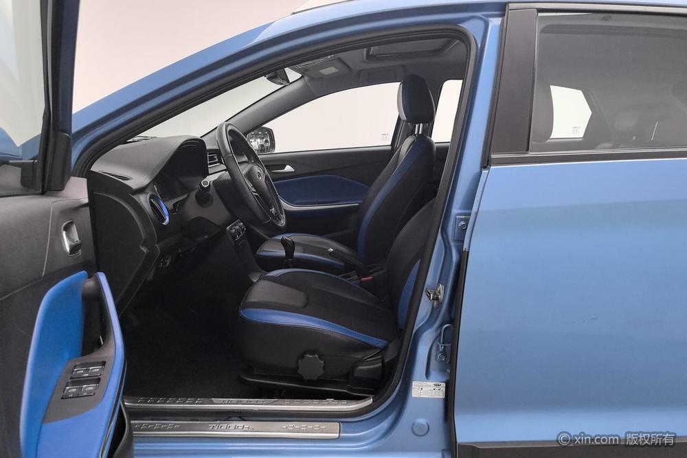 Chery Tiggo 3x 2017 модификация 1.5L Manual Deluxe Edition – фото 16