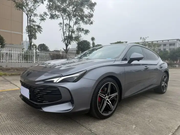 MG7 2025 Model 2.0T Automatic Trophy+ Chao Class Smart Driving Edition