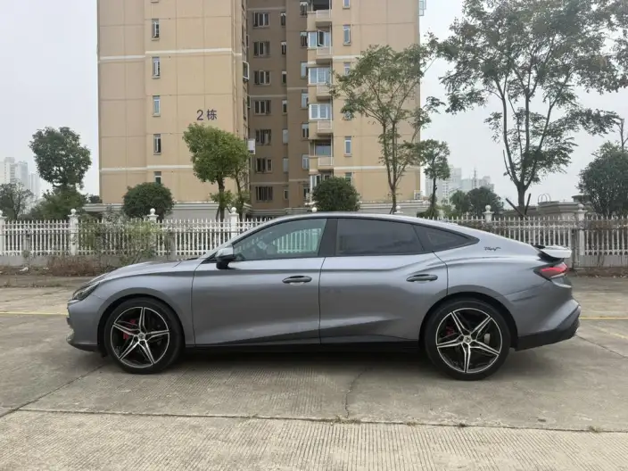 MG7 2025 Model 2.0T Automatic Trophy+ Chao Class Smart Driving Edition