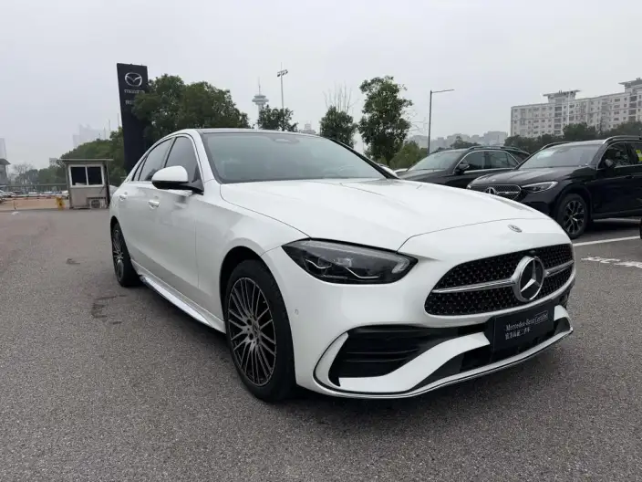 Mercedes-Benz C-Class 2023 Model Facelift C 260 L Sports Edition – фото 3