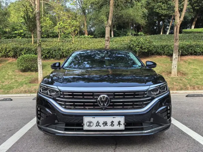 Volkswagen Passat 2023 Model Facelift 380TSI Deluxe Edition – фото 2