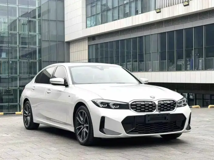 BMW 3 Series 2023 Model 325Li M Sports Set – фото 3