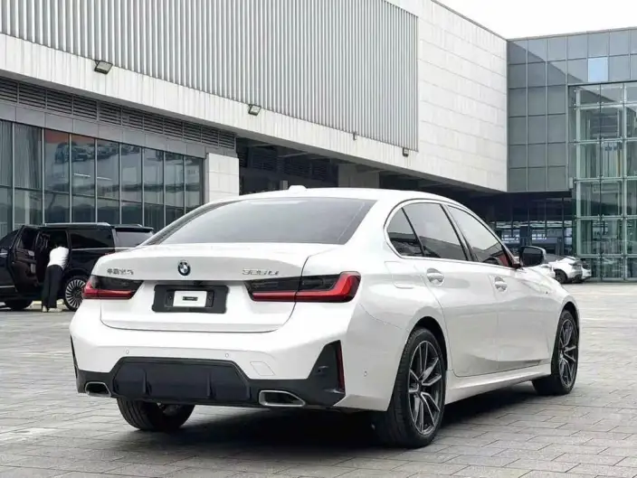 BMW 3 Series 2023 Model 325Li M Sports Set – фото 6