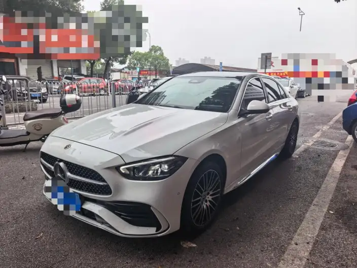 Mercedes-Benz C-Class 2024 Model C 260 L Sports Edition – фото 1