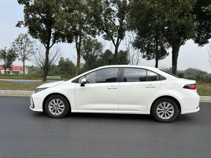 Toyota Corolla 2023 Model 1.5L CVT Pioneer Edition – фото 4