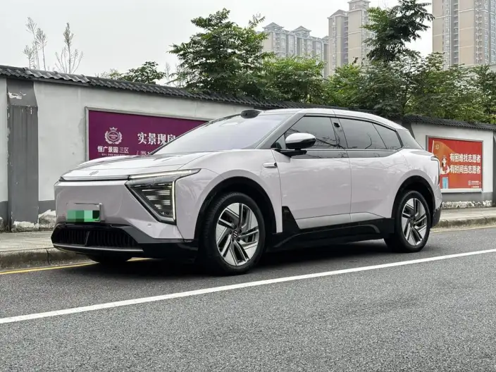 HiPhi HiPhi Y 2023 Model 560km Elite Edition – фото 1