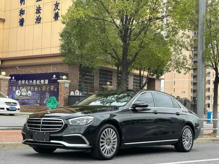 Mercedes-Benz E-Class 2022 Model Facelift II E 300 L Luxury Model sedan – фото 1