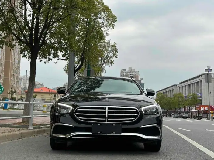 Mercedes-Benz E-Class 2022 Model Facelift II E 300 L Luxury Model sedan – фото 2