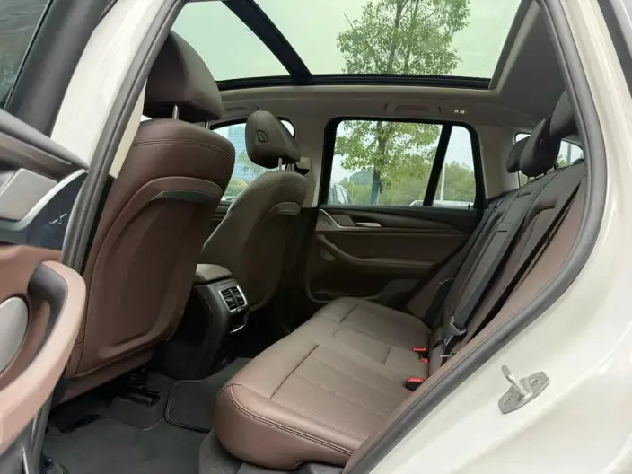 BMW X3 2022 Model Facelift II xDrive30i Leading Model M Night Set – фото 9
