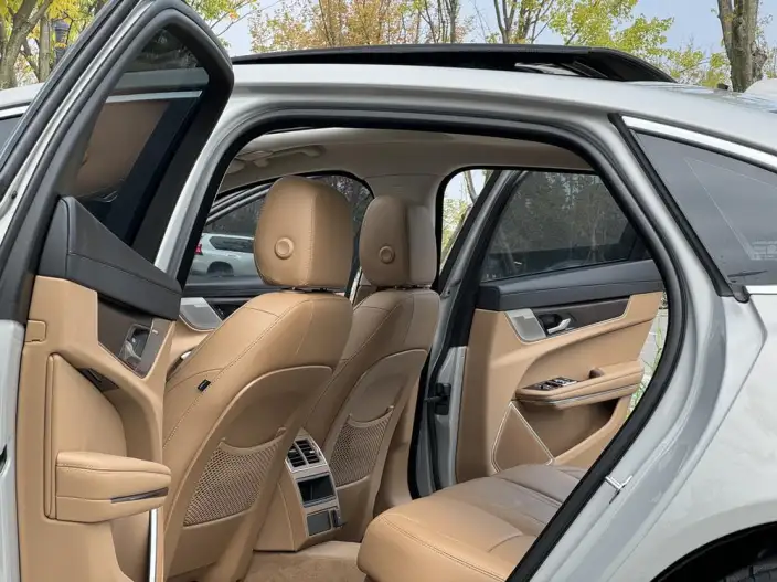 Jaguar XFL 2024 Model 2.0T P250 2WD Exclusive Deluxe Edition – фото 7