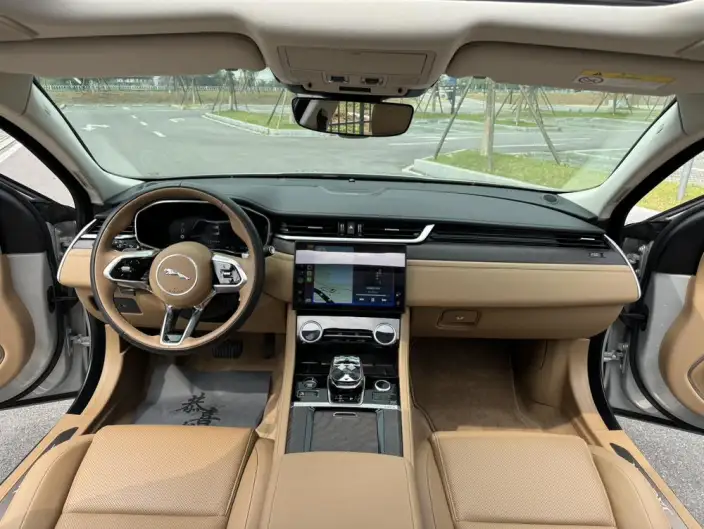 Jaguar XFL 2024 Model 2.0T P250 2WD Exclusive Deluxe Edition – фото 8