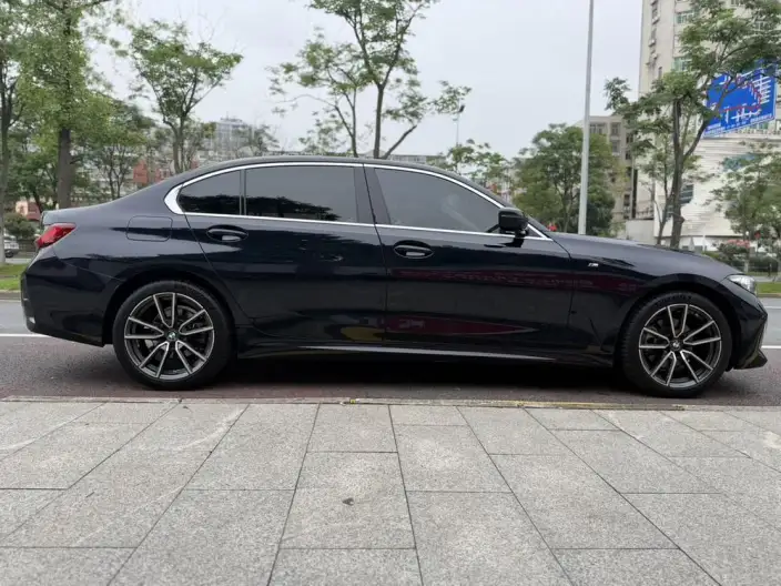 BMW 3 Series 2023 Model 320Li M Sports Set – фото 7