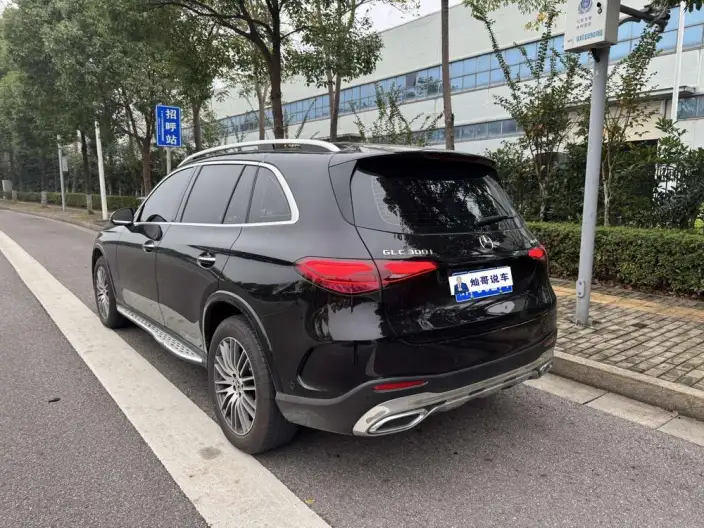 Mercedes-Benz GLC 2025 Model GLC 300 L 4MATIC Dynamic Model 5 seat – фото 4