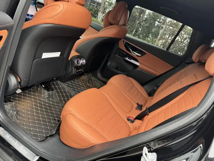 Mercedes-Benz GLC 2025 Model GLC 300 L 4MATIC Dynamic Model 5 seat – фото 10