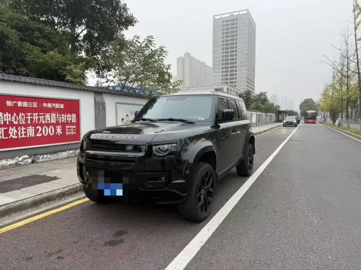 Land Rover Defender 2023 Model 110 3.0T P400 X-Dynamic HSE