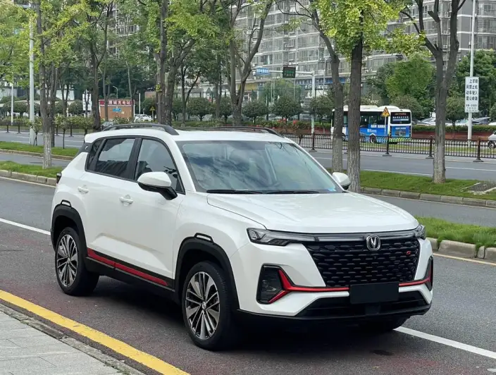 Changan CS35 PLUS 2021 Model Facelift Blue whale NE 1.4T DCT Luxury Model