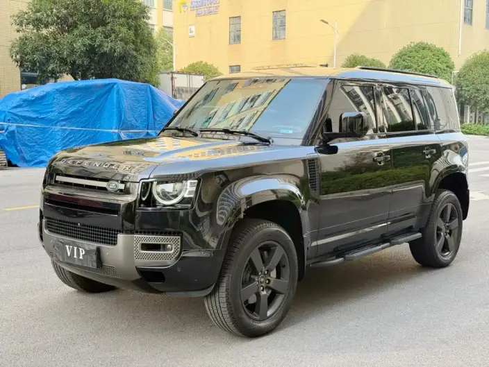 Land Rover Defender 2024 Model 110 3.0T P400 X-Dynamic HSE – фото 1