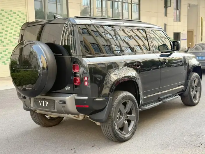Land Rover Defender 2024 Model 110 3.0T P400 X-Dynamic HSE – фото 6